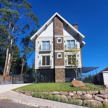 Pervoi Casa Ipe Apartment Gramado Luaran gambar