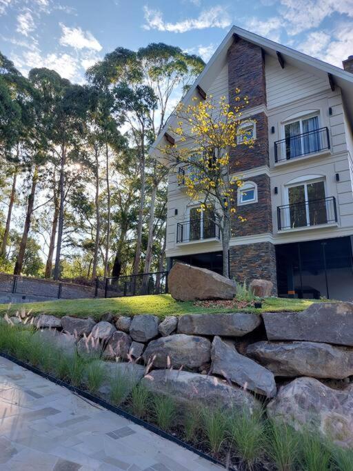 Pervoi Casa Ipe Apartment Gramado Luaran gambar